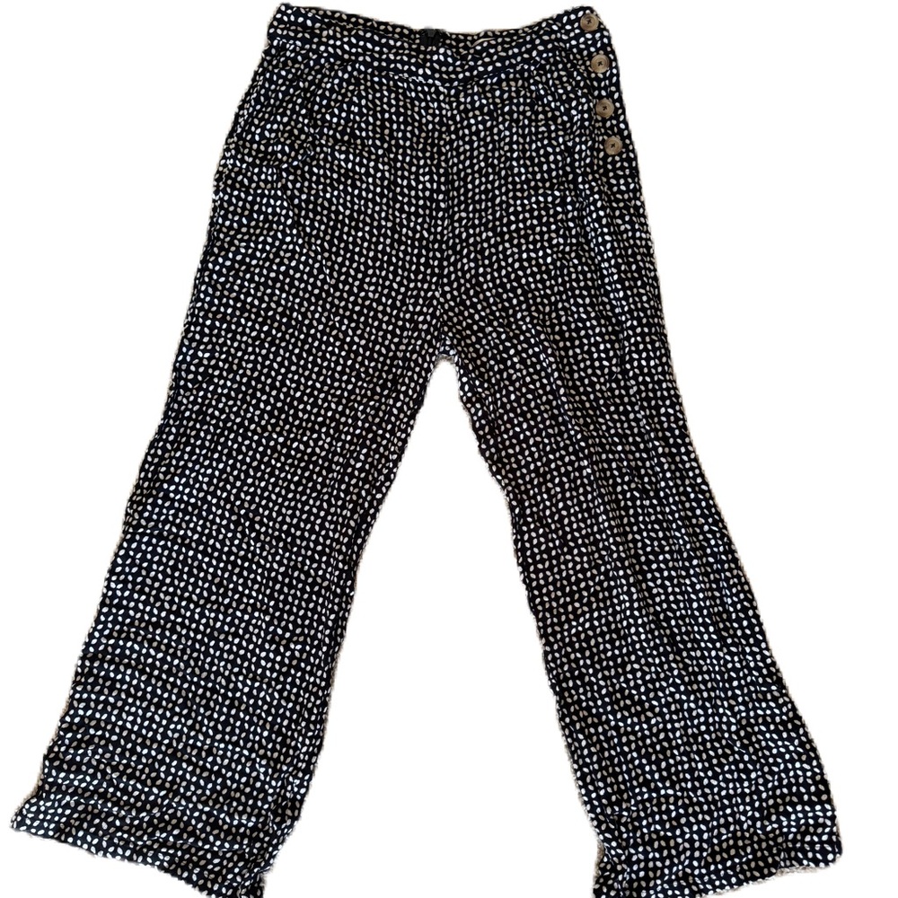 Amuse Society L wide leg black and white pants with zip up back